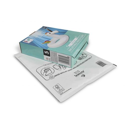 Mail Lite Size G/4 White Padded Envelopes - 240 x 330mm